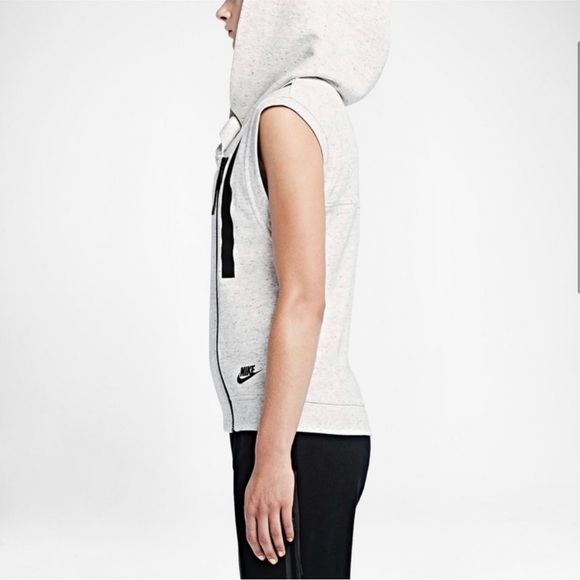 Nike Tech Fleece Vest - Heathered Grey - Picture 3 of 10